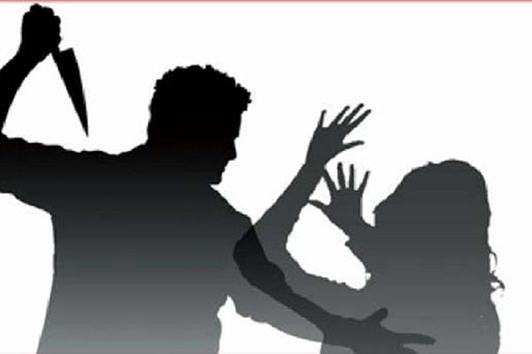 মেয়েকে খুনের জন্য ৫০ হাজার টাকায় ভাড়াটে খুনি নিয়োগ!

