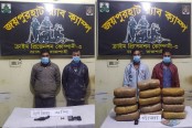 জয়পুরহাটে পৃথক অভিযানে অস্ত্র, গুলি, মাদকসহ আটক ৪
