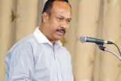 কানাডার বেগম পাড়ায় ২৮টির মধ্যে ২৪ বাড়ি সরকারি কর্মচারীর
