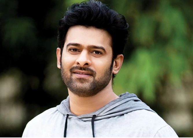 প্রভাসের নতুন সিনেমার লুক ফাঁস