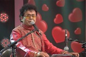 করোনামুক্ত হয়েই ভালোবাসার গান গাইলেন নকুল কুমার বিশ্বাস
