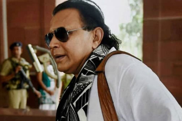 মিঠুনের বাড়িতে আরএসএস প্রধান, বিজেপিতে যোগ নিয়ে জল্পনা
