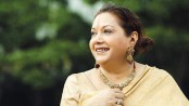লাইফ সাপোর্টে কবরী