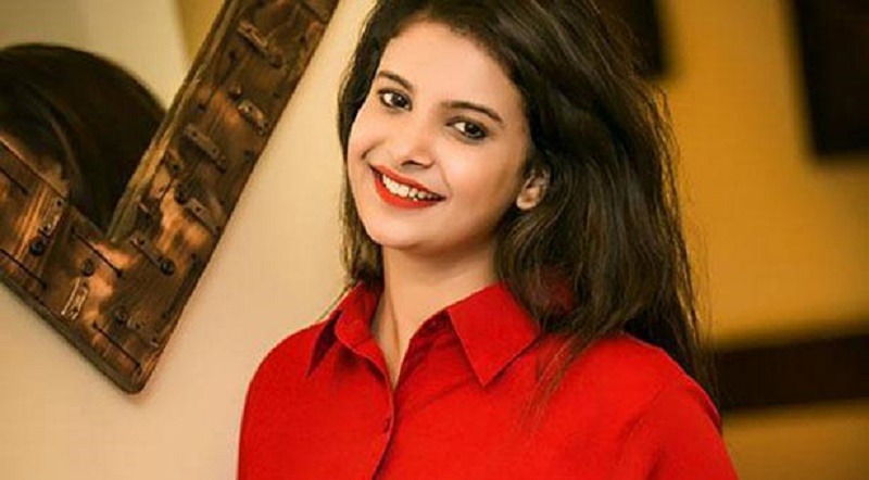 সাহায্য চেয়ে শবনম ফারিয়ার স্ট্যাটাস
