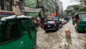 রাজধানীসহ সারা দেশে প্রবল বর্ষণ, নদীবন্দরে সতর্ক সংকেত