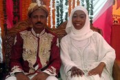 প্রেমের টানে চাঁদপুরে মার্কিন নারী, করলেন বিয়ে