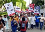 পুলিশি বাধা সত্ত্বেও হুইপ শামসুল ও পুত্র শারুনের বিরুদ্ধে মিছিল সমাবেশে উত্তাল চট্টগ্রাম