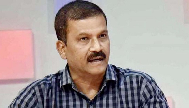 এবার নামাজ নিয়ে যা বললেন আসিফ নজরুল