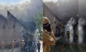 দিল্লিতে জুতা কারখানায় ভয়াবহ আগুন, দমকলের ২৪ ইঞ্জিন ঘটনাস্থলে