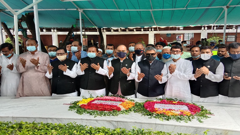 আ. লীগের ৭১তম প্রতিষ্ঠা বার্ষিকীতে বঙ্গবন্ধুর সমাধিতে শ্রদ্ধা