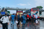 নারায়ণগঞ্জে লকডাউন বাস্তবায়নে তৎপর প্রশাসন, হেঁটে রাজধানীতে ঢুকছে মানুষ