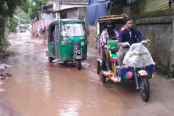 সড়কের বেহাল দশায় দুর্ভোগে সোনারগাঁও উপজেলার লক্ষাধিক মানুষ