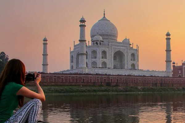ভারত: প্রথম পাঁচ লাখ পর্যটক পাবেন ফ্রি ভিসা