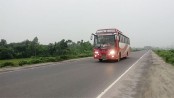 শুরু হলো সর্বাত্মক লকডাউন, মহাসড়কে লুকিয়ে চলছে বাস!