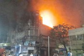 পশ্চিমবঙ্গে জয়া সিনেমা হলে আগুন, আহত ২