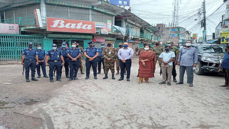 পাংশায় ৪র্থ দিনেও লকডাউন বাস্তবায়নে মাঠে প্রশাসন