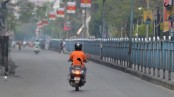 রাস্তায় টাকাভর্তি ব্যাগ পেলেন ডেলিভারি বয়