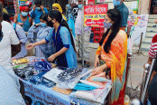 করোনা মহামারির দুঃসময়ে ‘দুই পট চাল ও ৪০ টাকা’