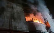 ৩১ ঘণ্টা পর নিয়ন্ত্রণে এলো রূপগঞ্জের কারখানার আগুন
