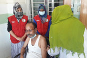 দ্বিতীয় দফায় বাগেরহাটে করোনা টিকা নিলেন ১৫৯৮ জন