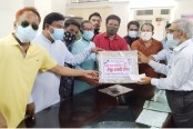 ফরিদপুরে করোনা রোগীদের জন্য বিএনপির ওষুধ প্রদান