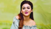 এবার আলোচনায় গায়িকা জয়া
