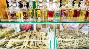 সৌরভ নেই আগর-আতর ব্যবসায়
