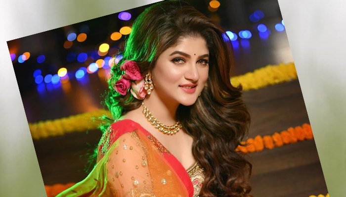 নতুন সিনেমায় শ্রাবন্তী
