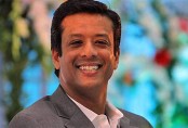 অ্যাসোসিও লিডারশিপ অ্যাওয়ার্ড পেলেন জয়
