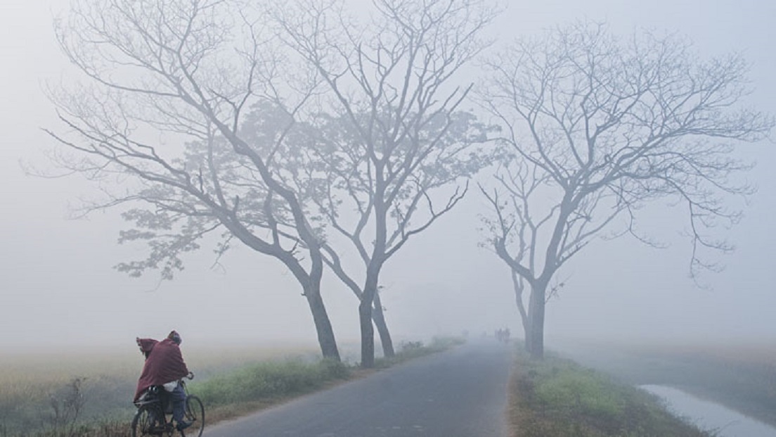 সারাদেশে গুড়ি গুড়ি বৃষ্টি, জেঁকে বসেছে শীত
