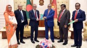 রাষ্ট্রপতির সঙ্গে নূরুল হুদা কমিশনের বিদায়ী সাক্ষাৎ
