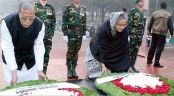 স্মৃতিসৌধে রাষ্ট্রপতি ও প্রধানমন্ত্রীর শ্রদ্ধা
