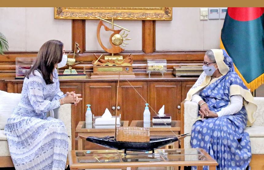 প্রধানমন্ত্রীর সঙ্গে ডেনমার্কের রাজকুমারীর সৌজন্য সাক্ষাৎ
