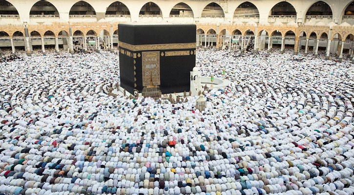 ওমরা ভিসা সহজ করল সৌদি আরব
