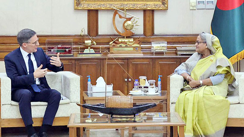 প্রধানমন্ত্রীর সঙ্গে মার্কিন পররাষ্ট্রমন্ত্রীর উপদেষ্টার সাক্ষাৎ