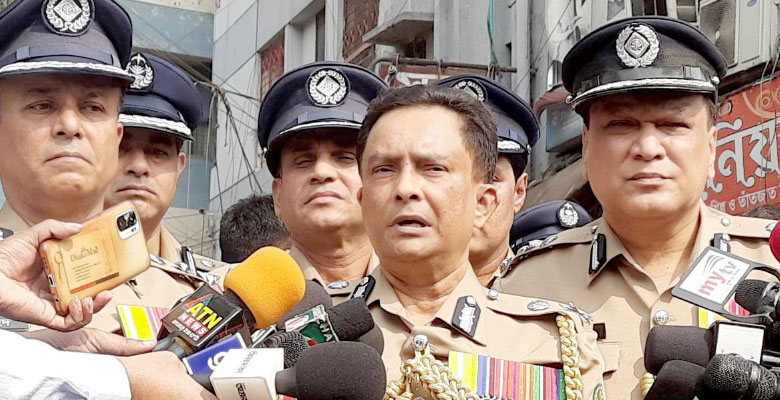 ভবনে বিস্ফোরণের ঘটনা নাশকতা নয়, দুর্ঘটনা : ডিএমপি কমিশনার