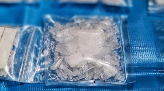 দেশে ভয়ংকর মাদক আইসের সবচেয়ে বড় চালান জব্দ