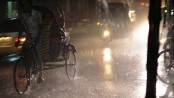 আষাঢ়ের সন্ধ্যায় অঝোর ধারায় এলো স্বস্তি
