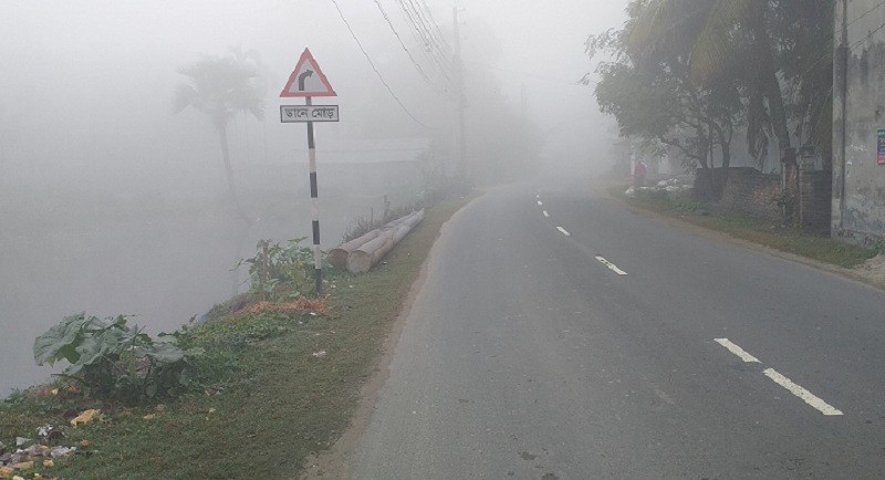৬.৮ মাত্রার শীতে কাঁপছে দেশের তিন জেলা
